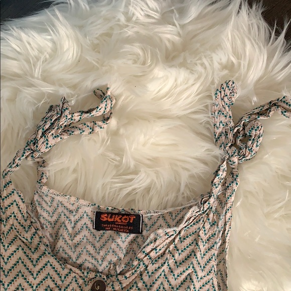 ✨Summer dress with adjustable tie straps!✨ - Picture 3 of 4